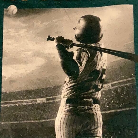 Old Navy Boy’s Shirt size 5. Sports Graphics EUC - Picture 6 of 7